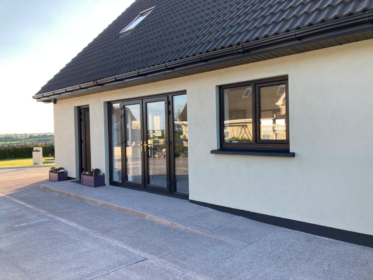 The Grasslands Holiday Home, Cork Ngoại thất bức ảnh